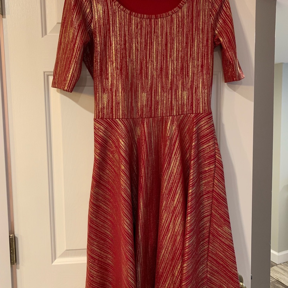 LulaRoe Nicole Elegance Collection - Beautiful